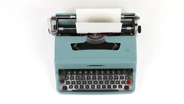 Better Headlines: The Ultimate Guide to Grab Attention 2 Better Headlines