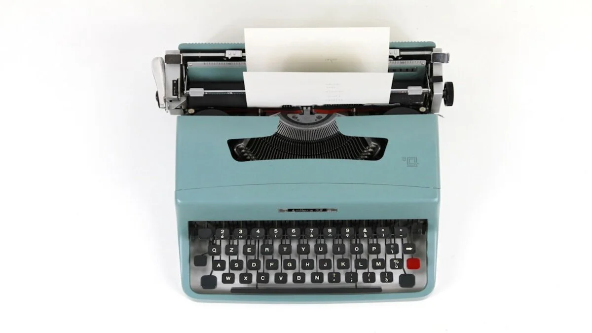 Better Headlines: The Ultimate Guide to Grab Attention 1 Better Headlines